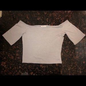 Aritzia Wilfred free off the shoulder crop top